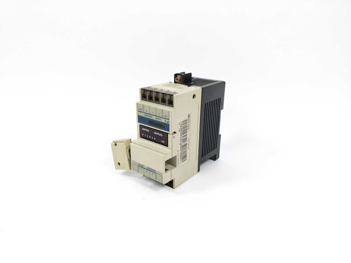 TELEMECANIQUE TSXDSF612 Output Module 24VDC