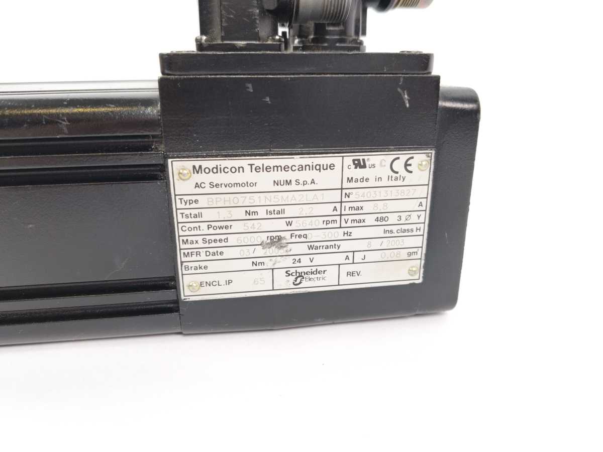 Schneider Electric BPH0751N5MA2lA1 Servo Motor