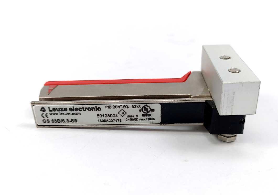 Leuze 50128004 GS 63B/6.3-S8 Fork Photoelectric Sensor