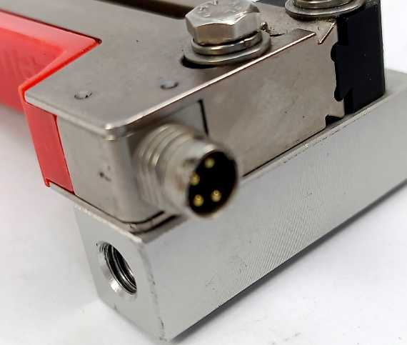 Leuze 50128004 GS 63B/6.3-S8 Fork Photoelectric Sensor