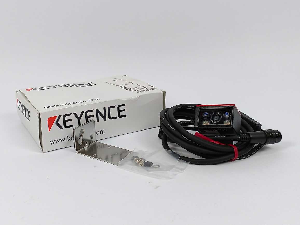 KEYENCE  SR-710 Ultra Compact Fixed type Code Reader