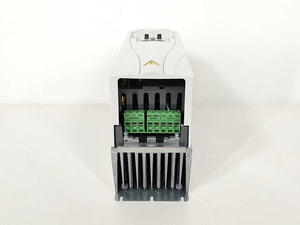 ABB ACH550-01-06A9-4 Pn 3kW, I2n 6,9A IP21 Frequency Converter