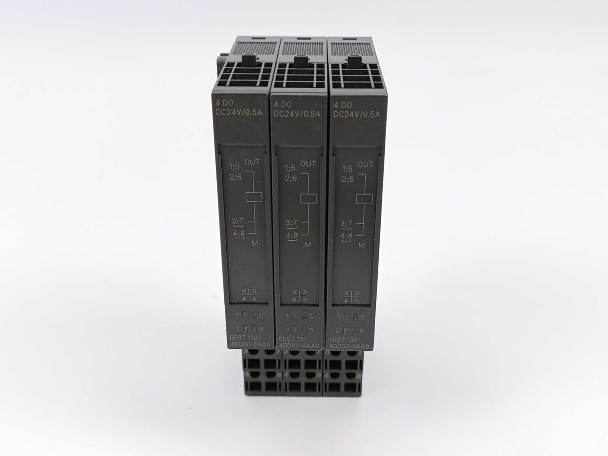 Siemens 6ES7132-4BD00-0AA0 SIMATIC S7 with 6ES7193-4CB30-0AA0 3pcs. batch