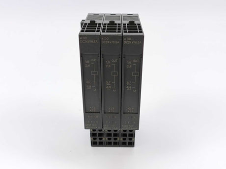 Siemens 6ES7132-4BD00-0AA0 SIMATIC S7 with 6ES7193-4CB30-0AA0 3pcs. batch