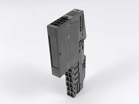 Siemens 6ES7 132-4BD30-0AA0 SIMATIC S7 w/ 6ES7 193-4CA40-0AA0 3pcs. batch