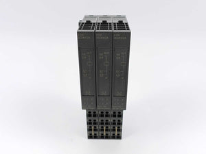 Siemens 6ES7 132-4BD30-0AA0 SIMATIC S7 w/ 6ES7 193-4CA40-0AA0 3pcs. batch