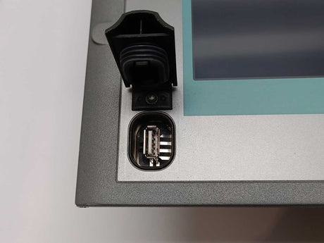 Siemens 6AV7894-0BD50-1BC0 SIMATIC HMI IPC677C