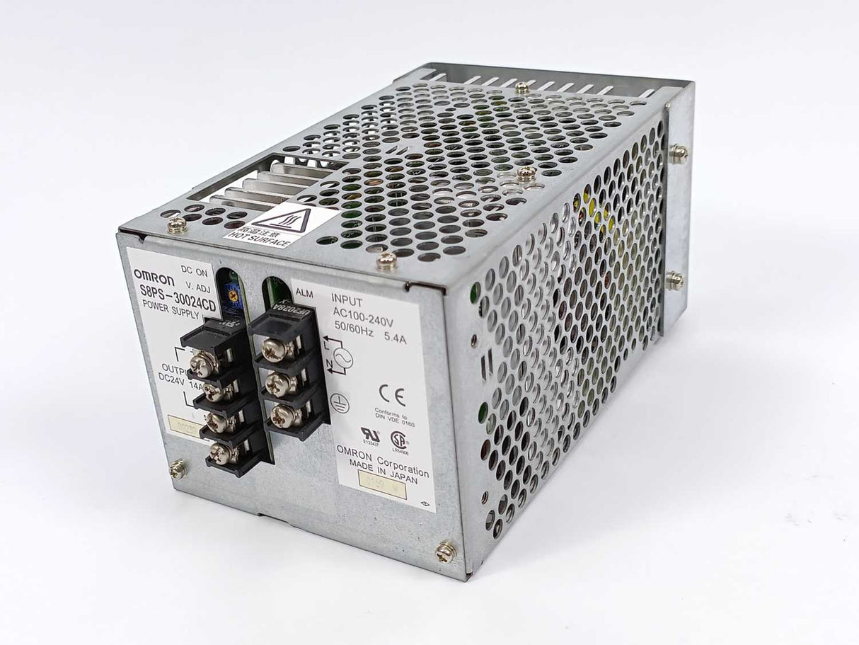 OMRON S8PS-30024CD Power Supply