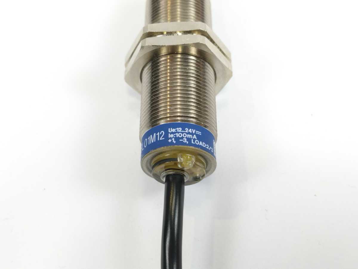 TELEMECANIQUE XS618B2PBL01M12 Inductive Proximity Sensor
