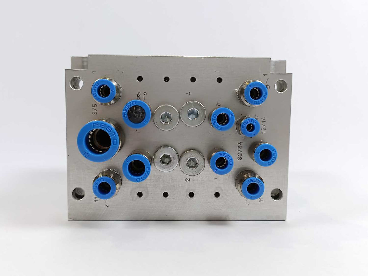 Festo 18260 CPV14-GE-FB-4 Valve Terminal w/ 152425 CPV14-VI-P4-1/8-B