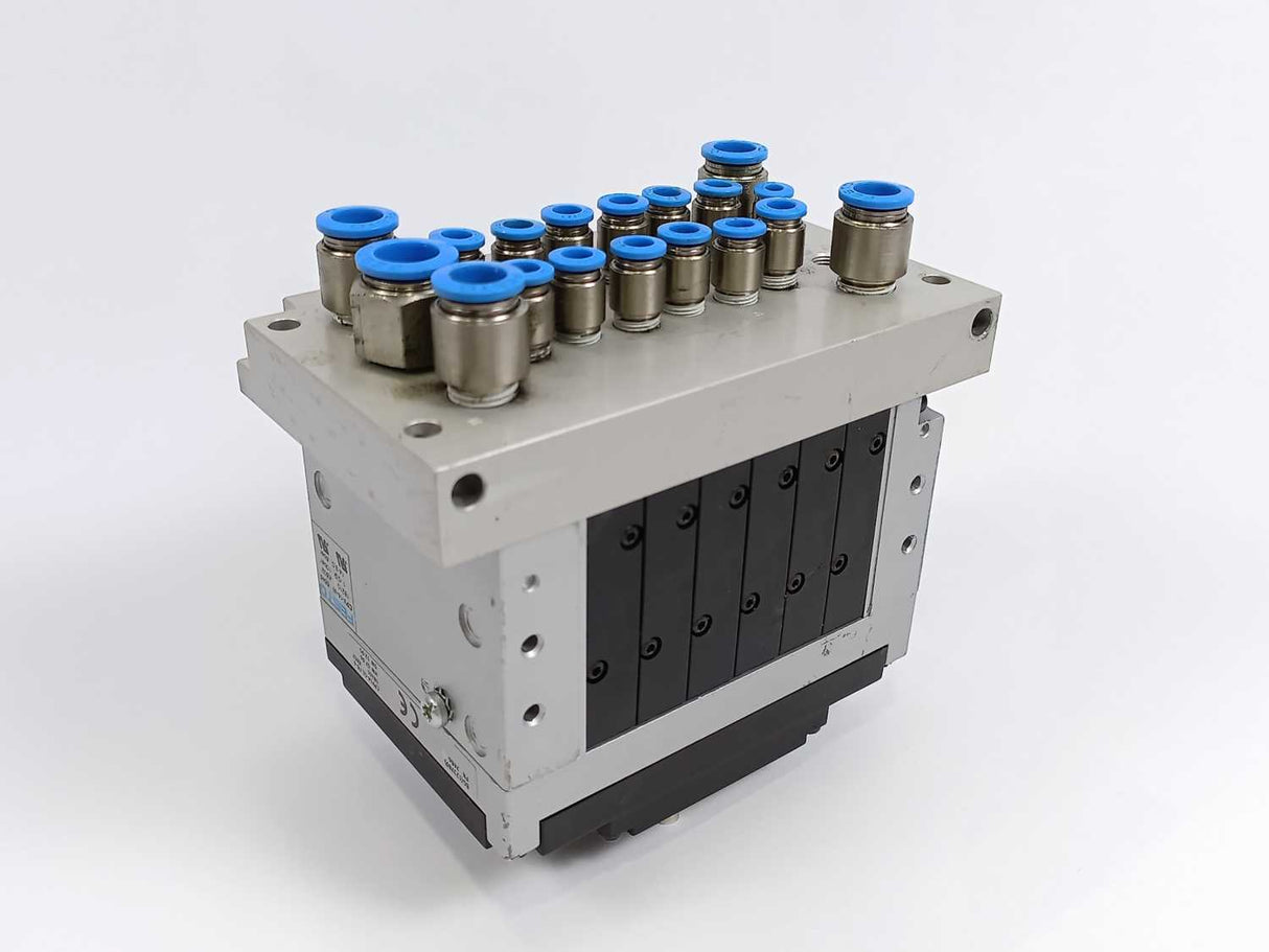 Festo 18210 CPV14-VI Valve Terminal, w/ 18261 CPV14-GE-FB-6
