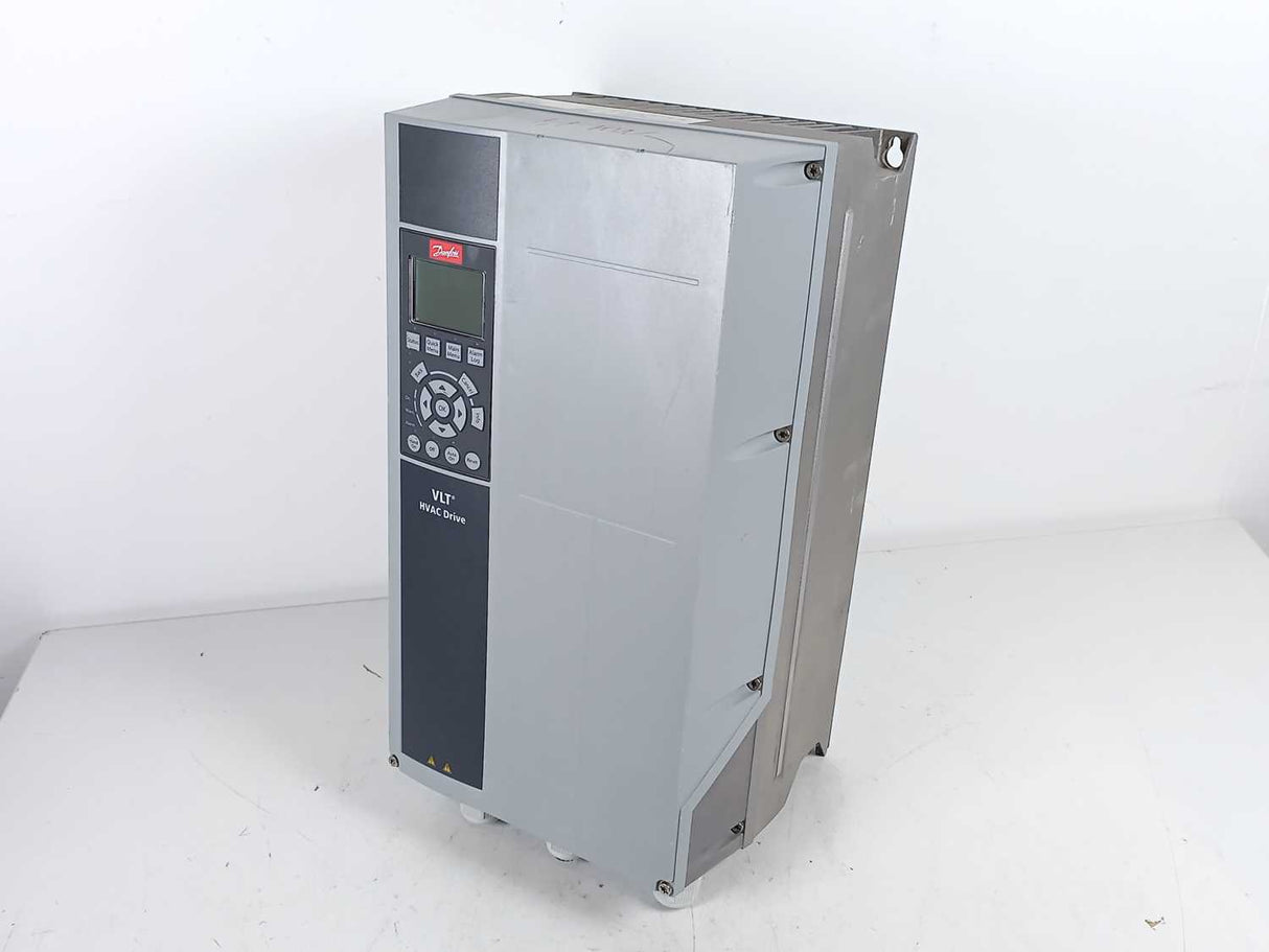 Danfoss 136F3581 FC-102P1K1T4P55H1 Frequency Converter VLT HVAC Drive
