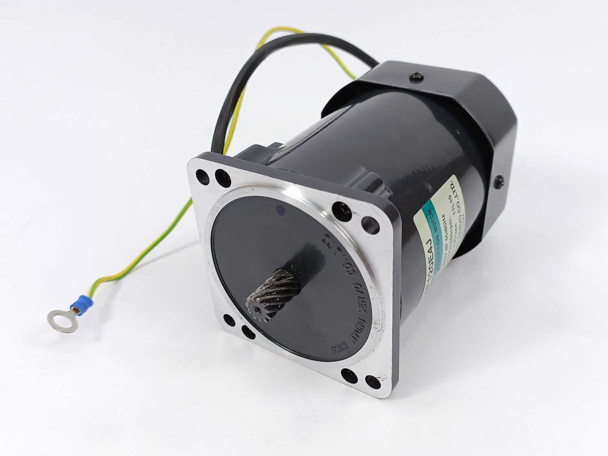 Shinmyung Servo / SMS 9IF120E4J Motor 120W, 220V, 50/60Hz, 1.0A, 1300/1550rpm