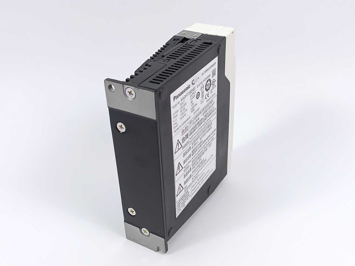 Panasonic  MADHT1505N01 AC Servo Driver 200V