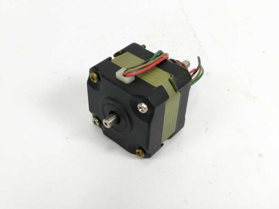 Tandon KP4M2-203 Stepper Motor