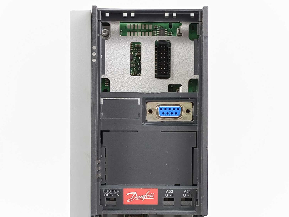 Danfoss FC-302PK37T5E20H1XGXXXXSXXXXANBXCXXXXDX VLT Frequency Converter 0,37kW