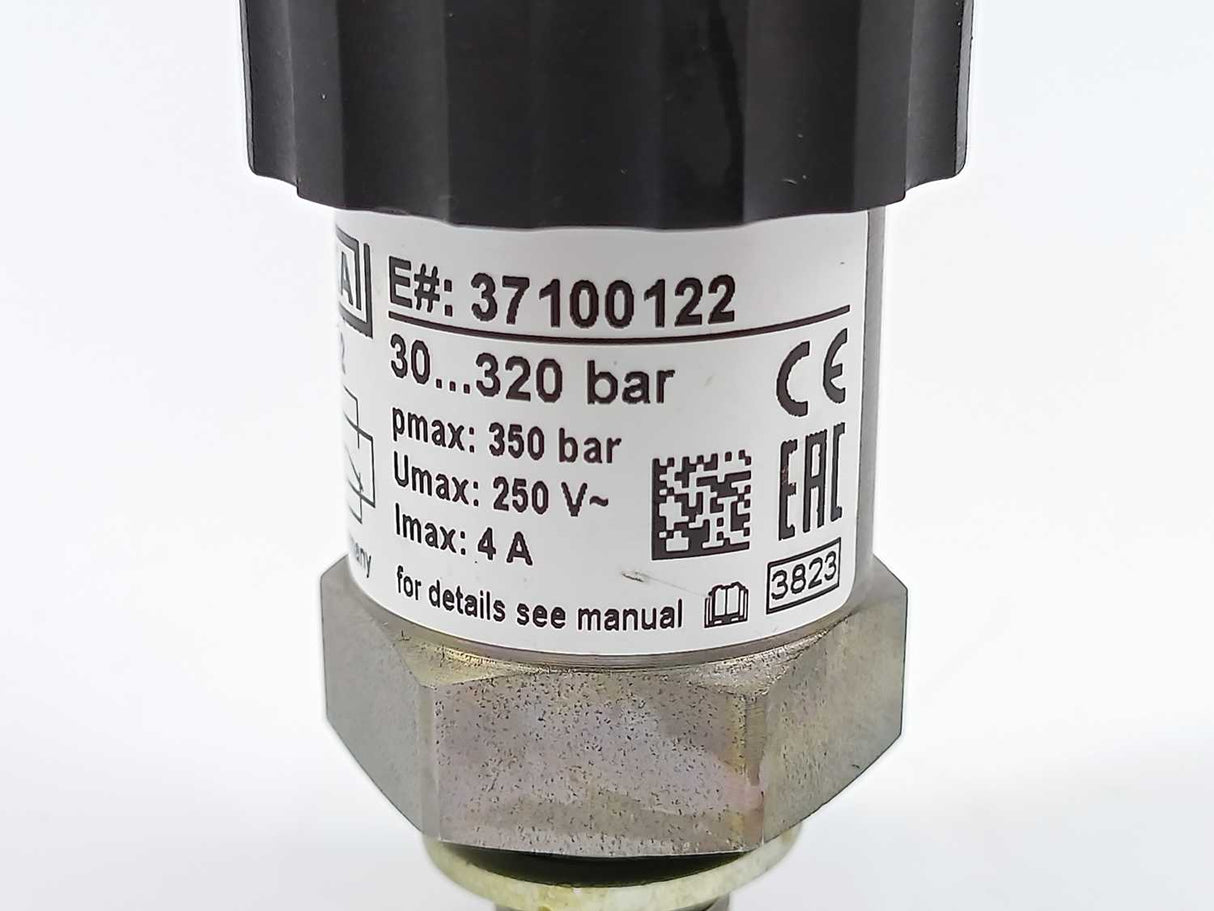 WIKA 37100122 PSM02 Compact Pressure Switch 30...320 bar