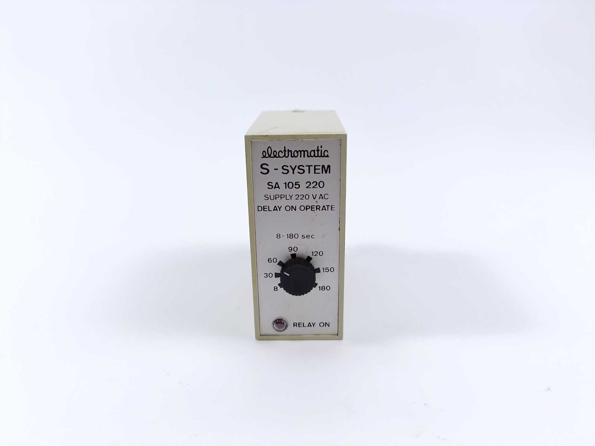 Electromatic SA 105 220 8-180 sec. 220 VAC Relay. Delay on Operate