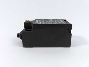 OMRON D4D-1131N Limit Switch