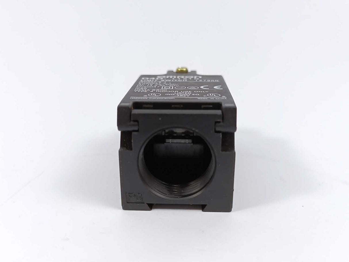 OMRON D4D-1131N Limit Switch