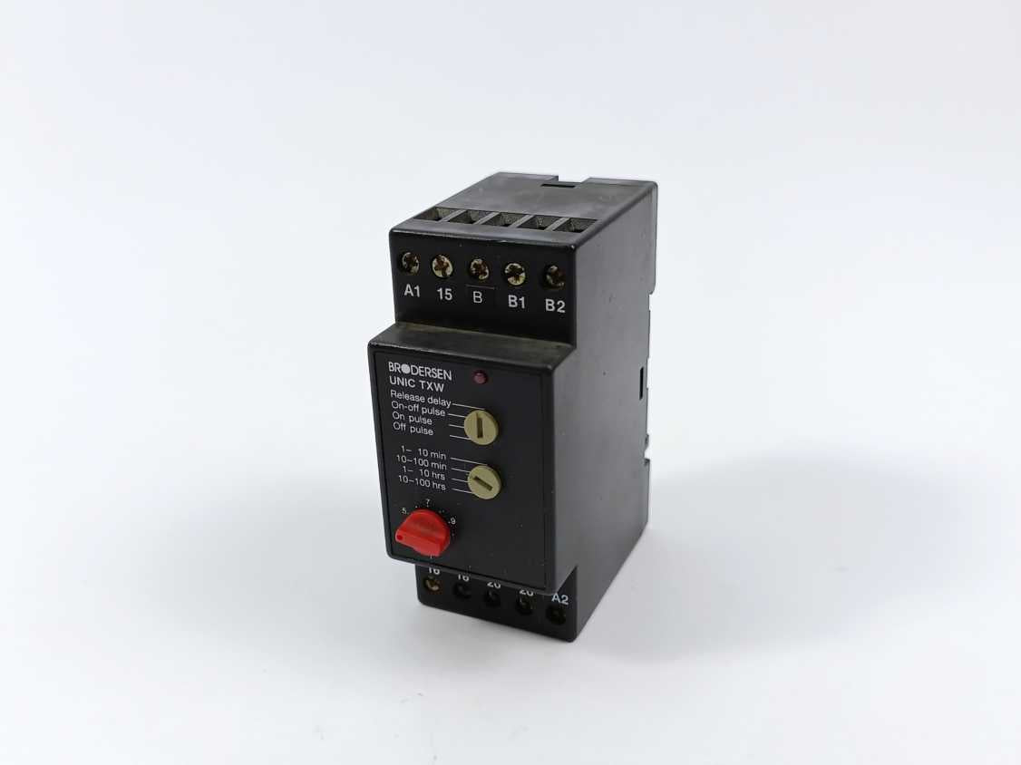 BRODERSEN UNIC TXW H D1 Control Systems