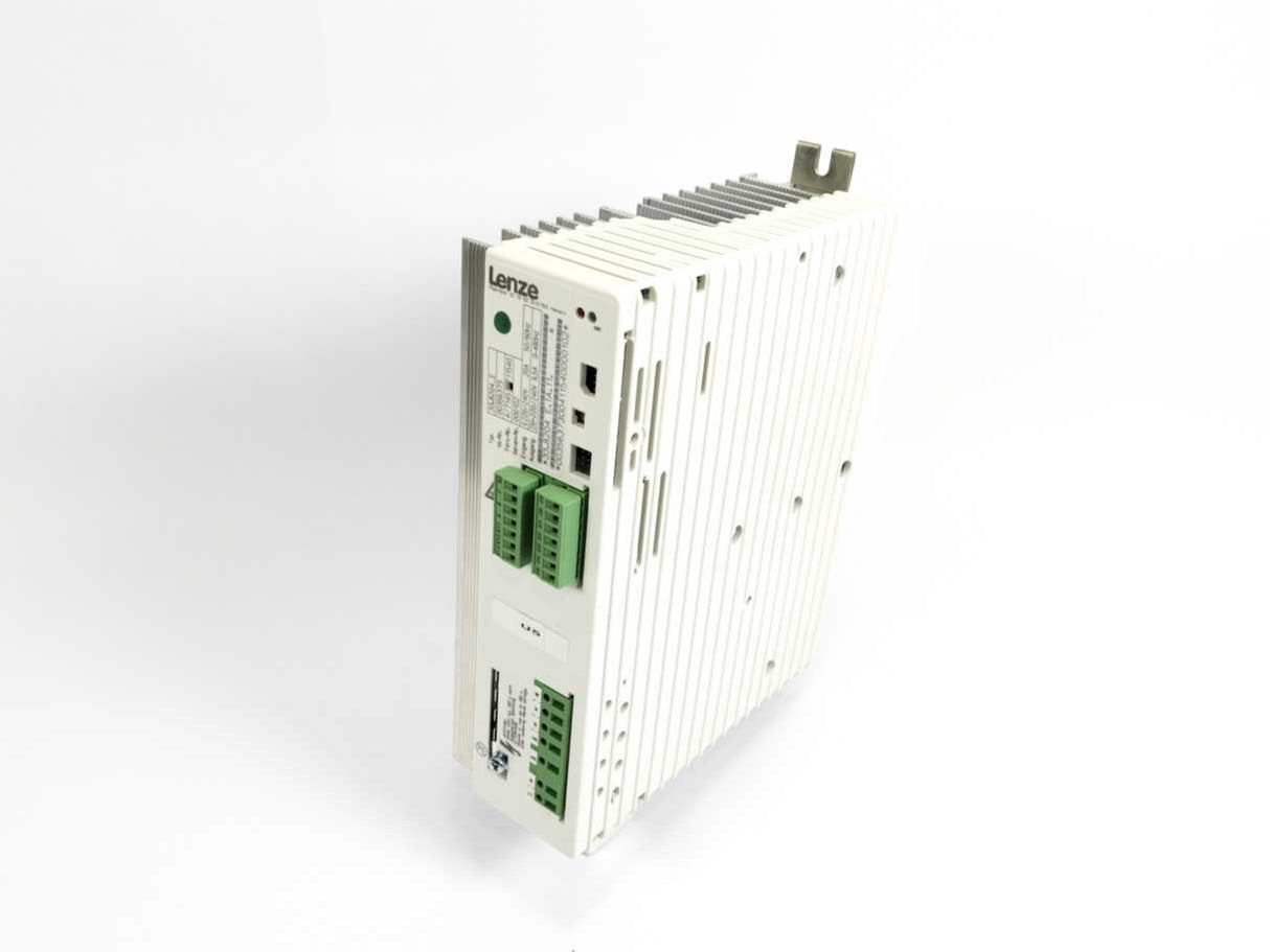 LENZE 33.8204_E 00356373, Inverter E220/240V, 20A, 50/60Hz