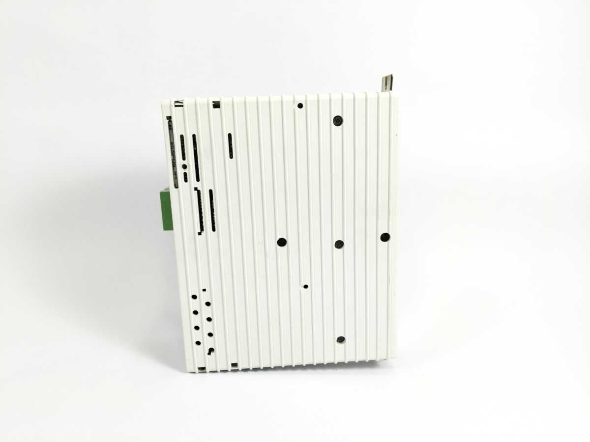 LENZE 33.8204_E 00356373, Inverter E220/240V, 20A, 50/60Hz