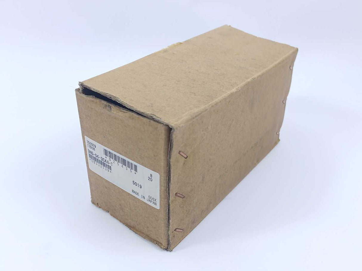 Yuken DHG-04-3C44-T-5019 Pilot Operated Directional Valve