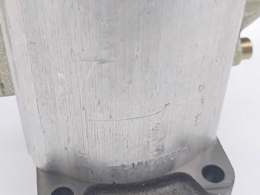 Bosch 1 517 222 541 External Gear Pump 65L 5Bar