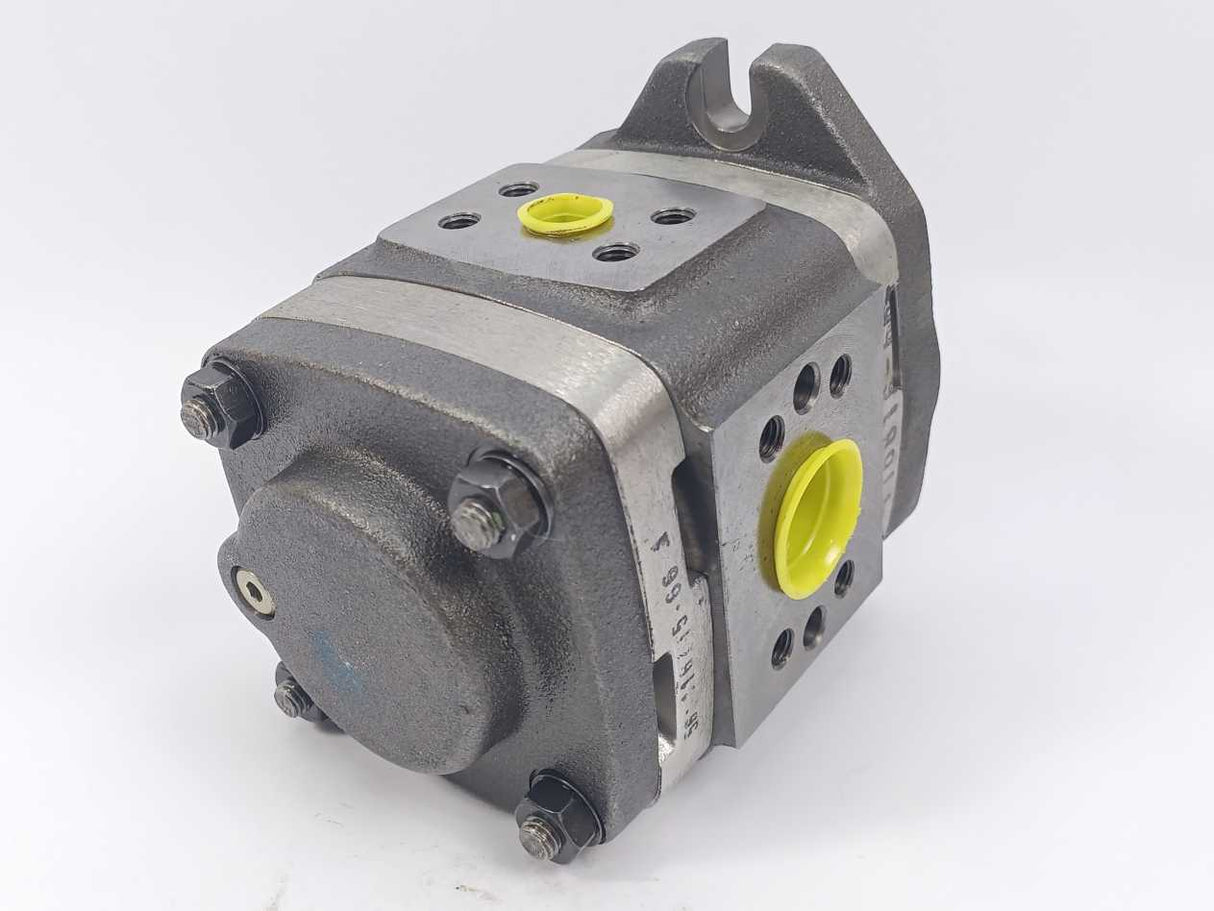 Voith IPV 4-32 601 Hydraulic Pump