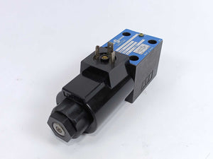 SAUER DAIKIN J-KS0-G02-2AP-10 Hydraulic Control Valve 7676657