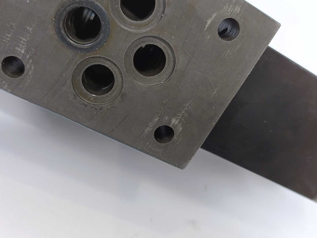 Bosch 0 810 090 106 081WV06P1N112WS024/00A0 Directional Valve