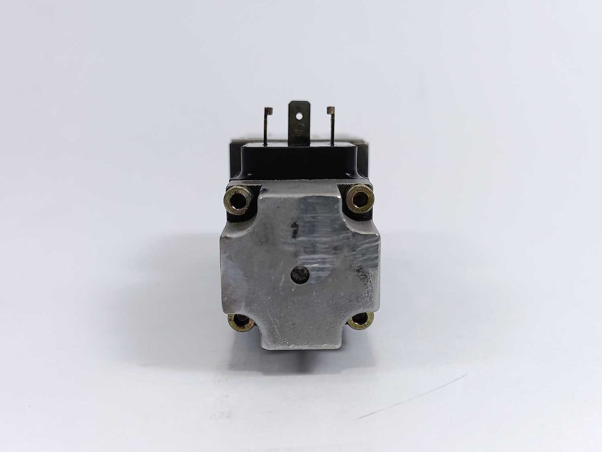 Bosch 0 810 090 106 081WV06P1N112WS024/00A0 Directional Valve