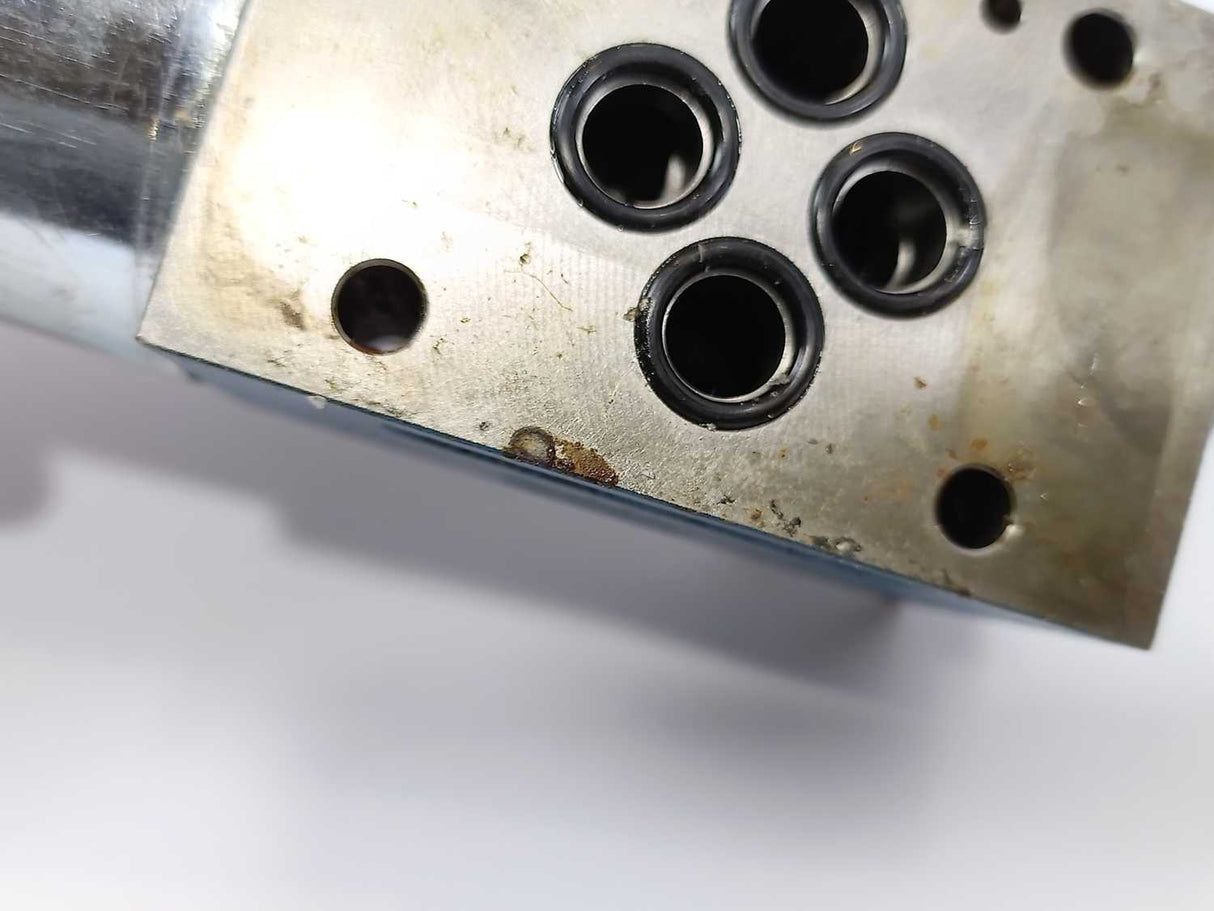 Rexroth 4WE 6 J19A61/EG24N9K4 Directional Spool Valve