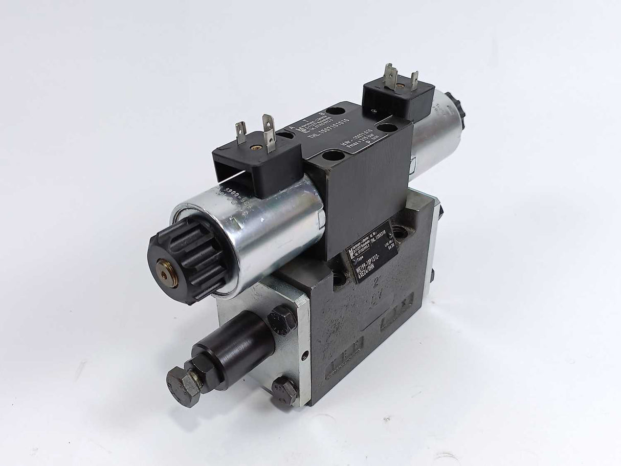 Hartmann WE199-10P1312-6XE24/0HN Directional Solenoid Control Valve