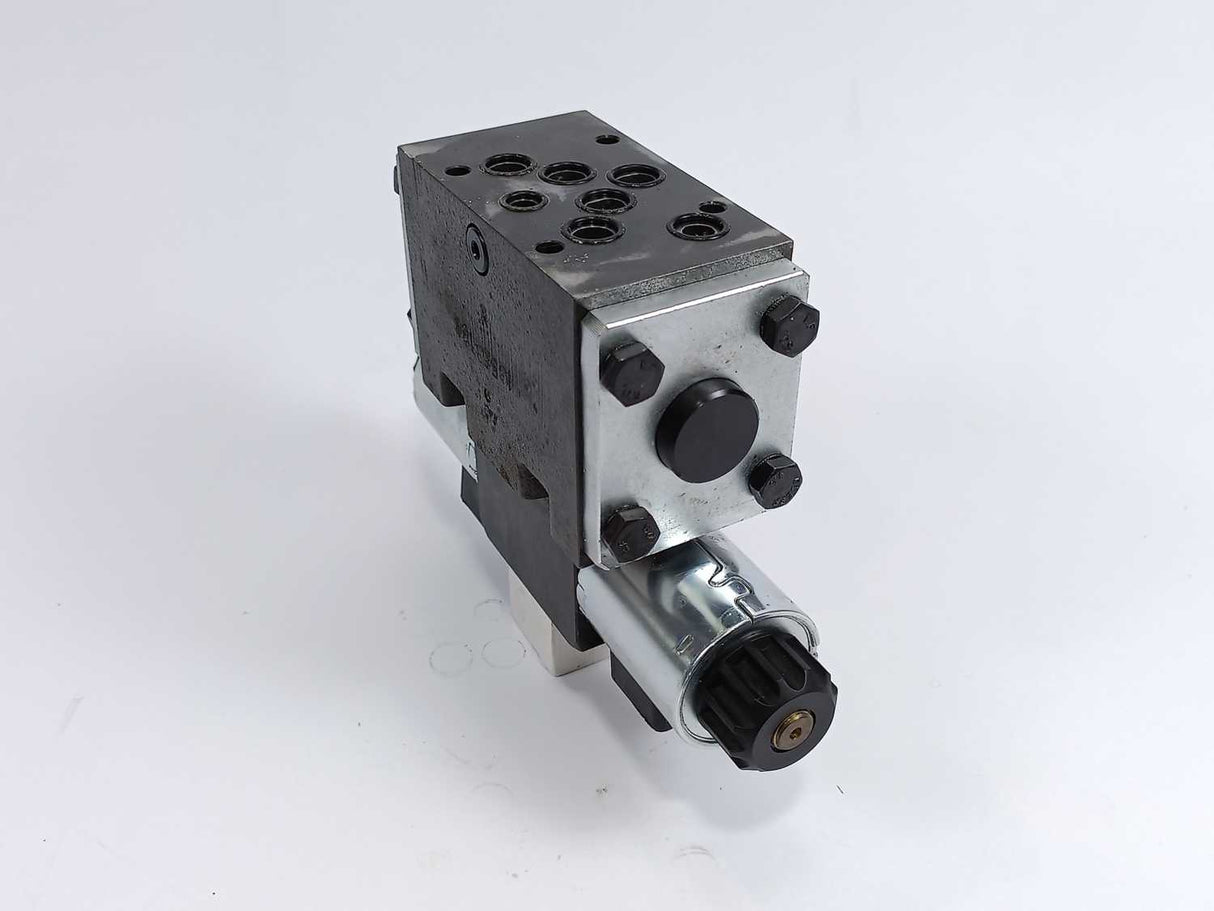 Hartmann WE199-10P1312-6XE24/0HN Directional Solenoid Control Valve