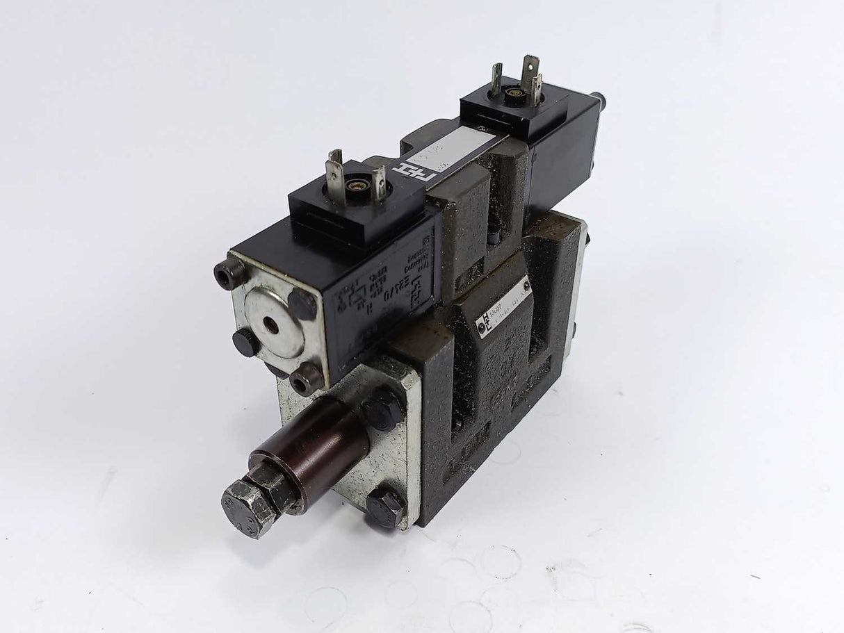 H+L Hydraulic WE199-10P1141-7X Solenoid-Operated Directional Control Valve