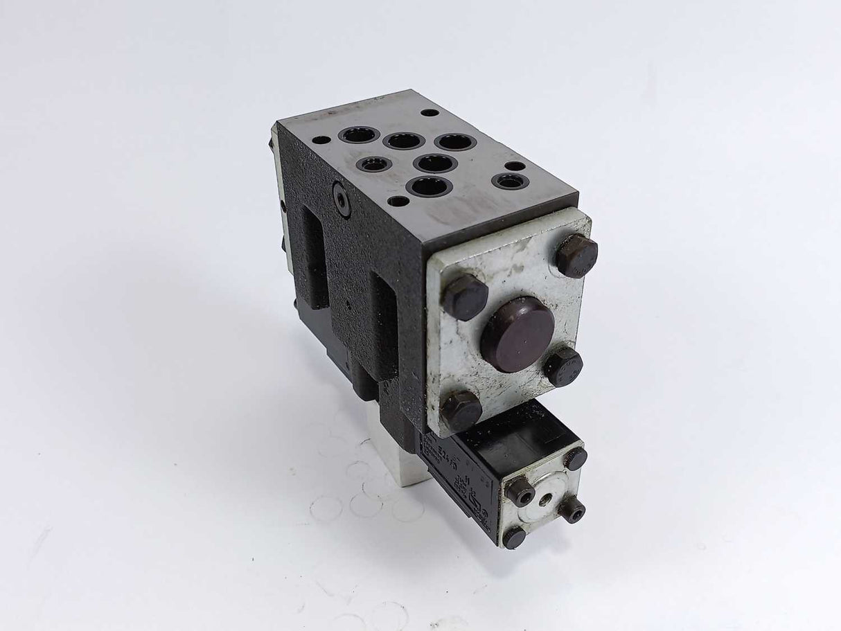 H+L Hydraulic WE199-10P1141-7X Solenoid-Operated Directional Control Valve