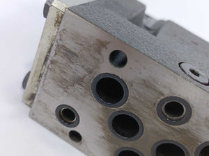 H+L Hydraulic WE129-10P100-7X Solenoid-Operated Directional Control Valve