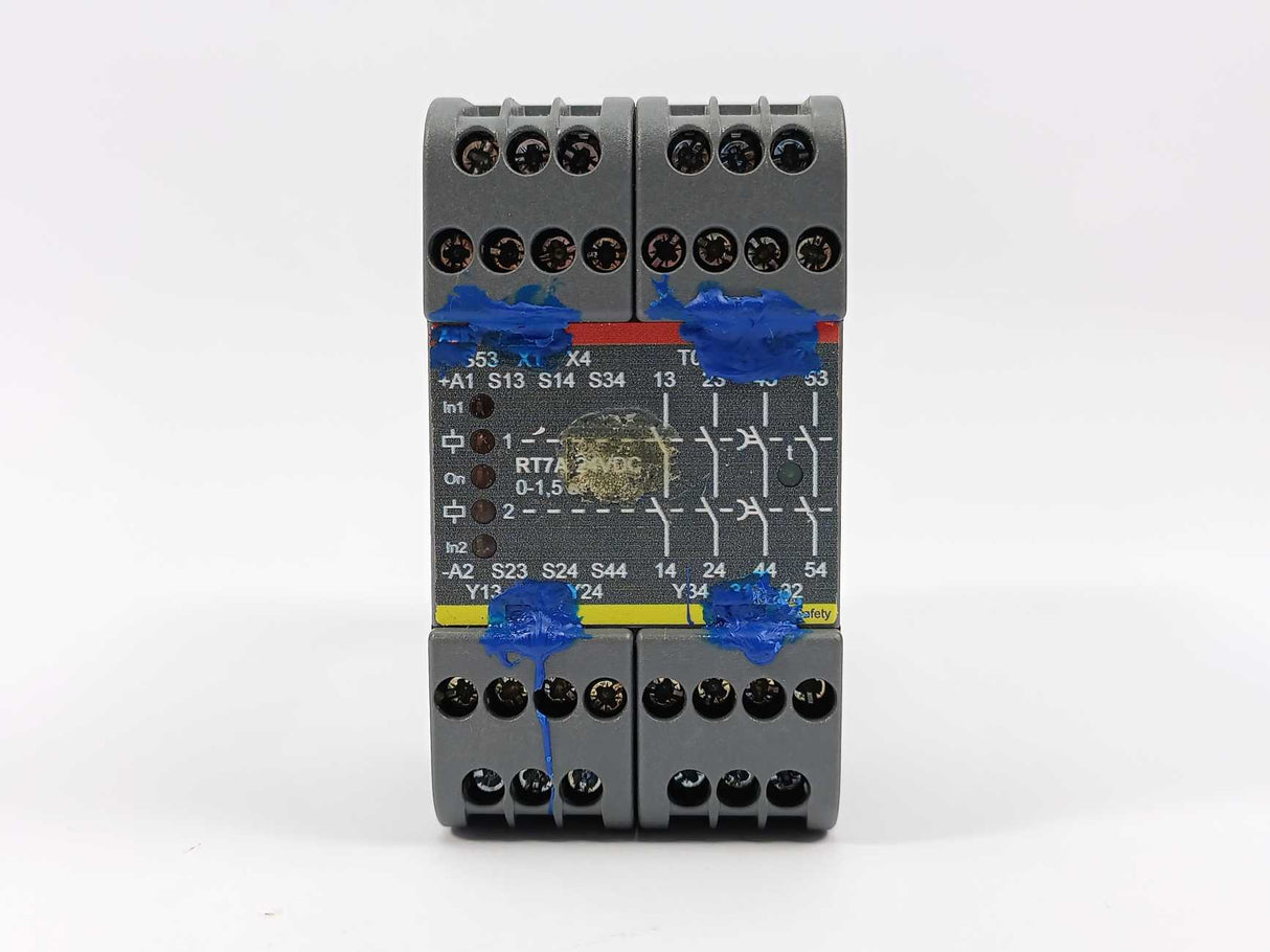 ABB 2TLA010028R2000 Safety Relay RT7A 1.5s 24DC