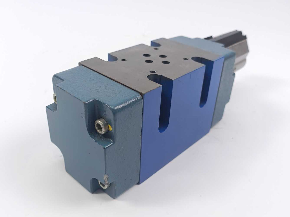 Bosch 0811404701 WRLE10_E1-80SJ-3X/624 K0/A1M Proportional Directional Valve