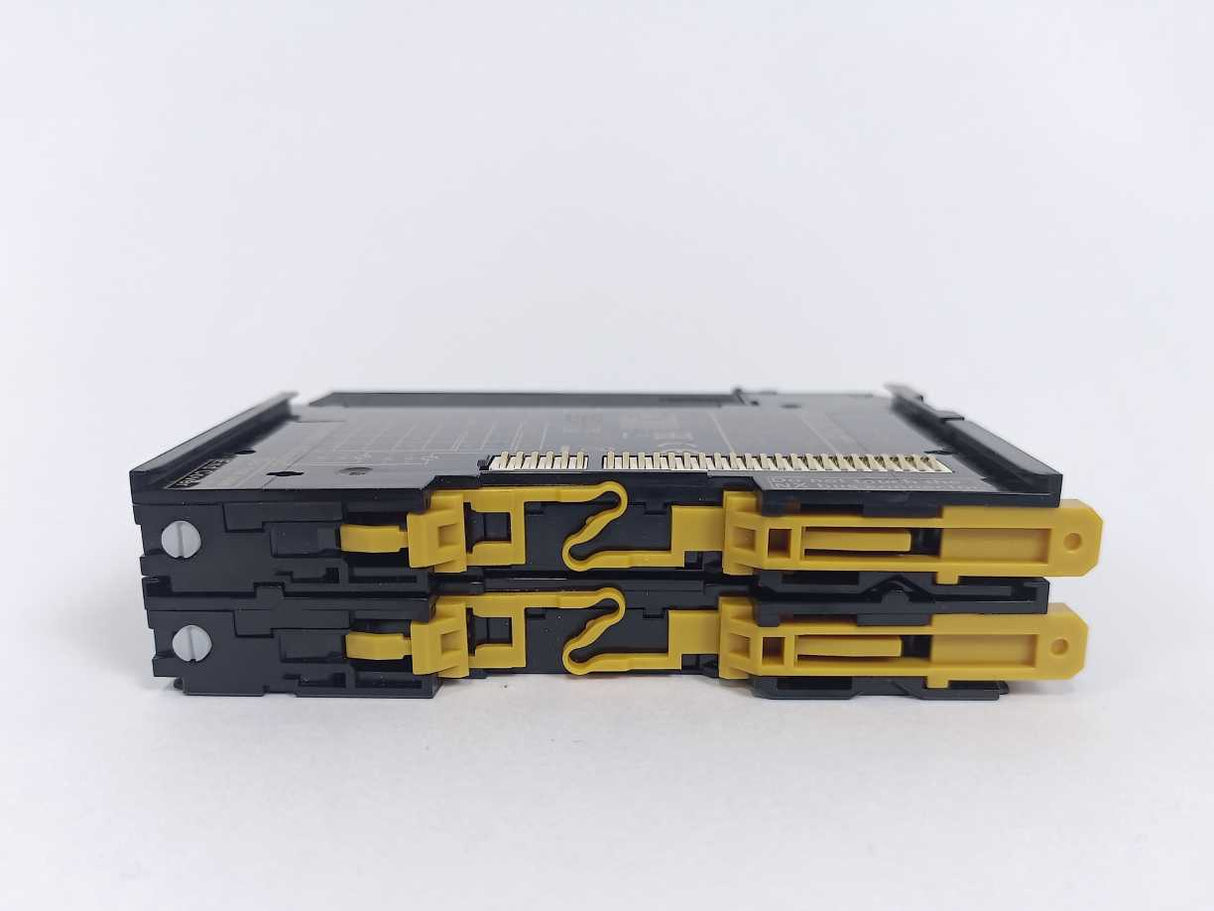 OMRON NX-0C4633 Relay Output Unit