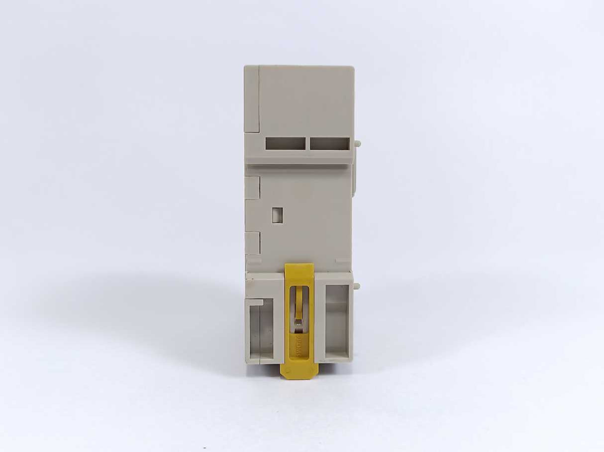 OMRON CPM2C-24EDT1M I/O Unit