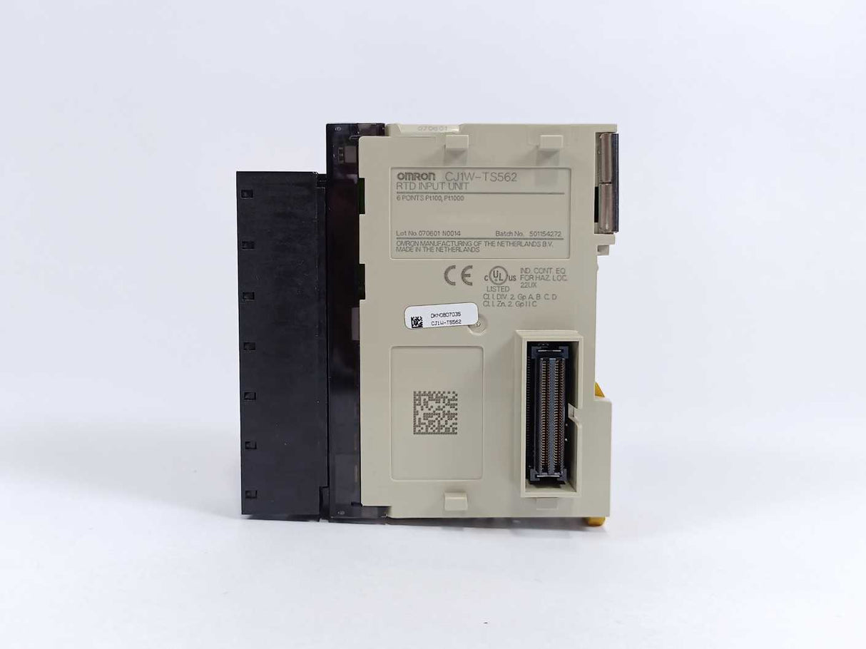 OMRON CJ1W-TS562 RTD INPUT UNIT with CJ-WM01-18P