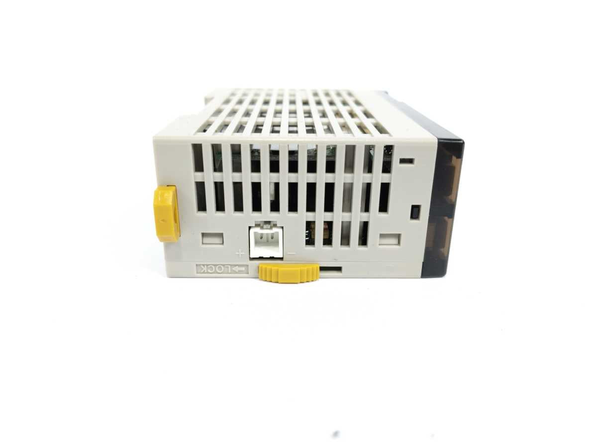 OMRON CPM2C-20CDT1C-D Programmable Controller 24VDC 3W