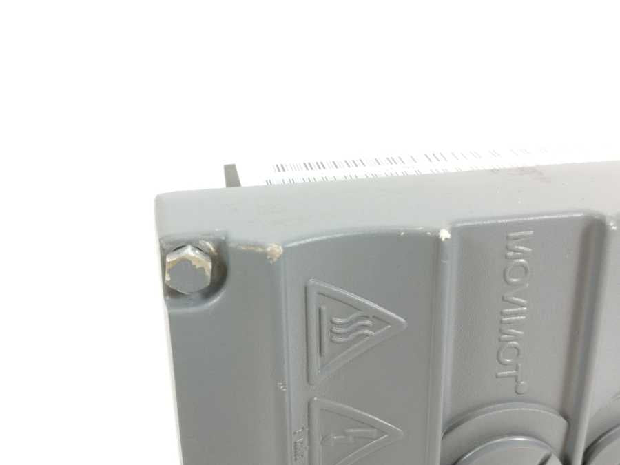 SEW-EURODRIVE  18215009 MM05D-503-00 Frequency Inverter