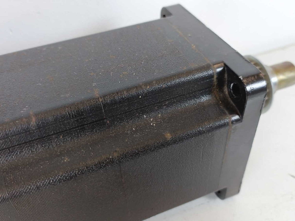 berger Lahr IFS93/2CAN-DS/---I54/O-001RPP41  36VDC 6Nm 6A Motor