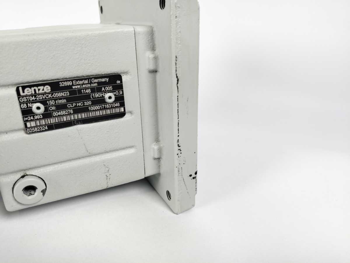 LENZE GST04-2SVCK-056N23 i=24,993 68Nm 150 r/min 190Hz
