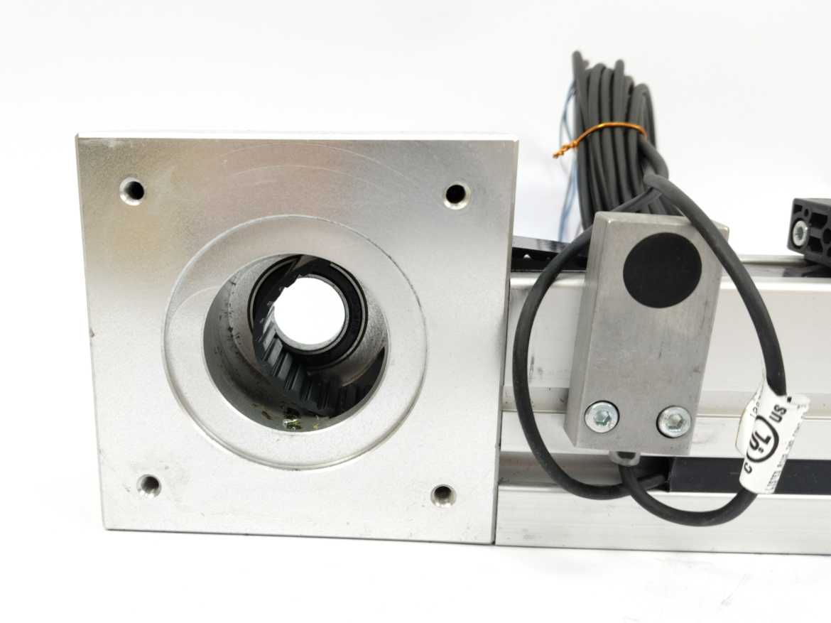 berger Lahr LM-P404RT100-300 W:BES516-3009-SA2-M0-C