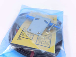 KEYENCE  LV-H32 Reflective Sensor Head